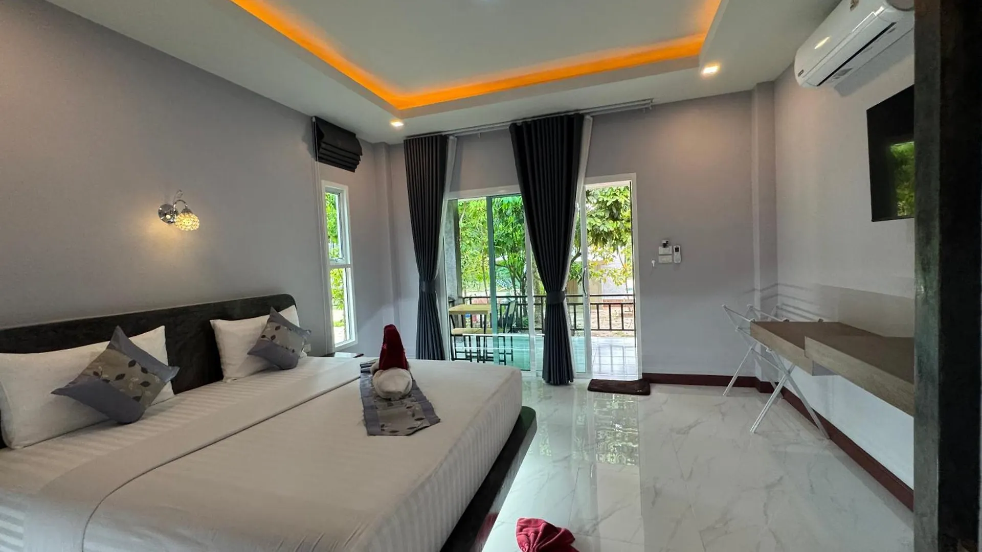 Pana Long Beach Resort - Sha Plus Ko Lanta